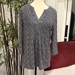 Croft & Barrow Dark Navy and White Floral Blouse